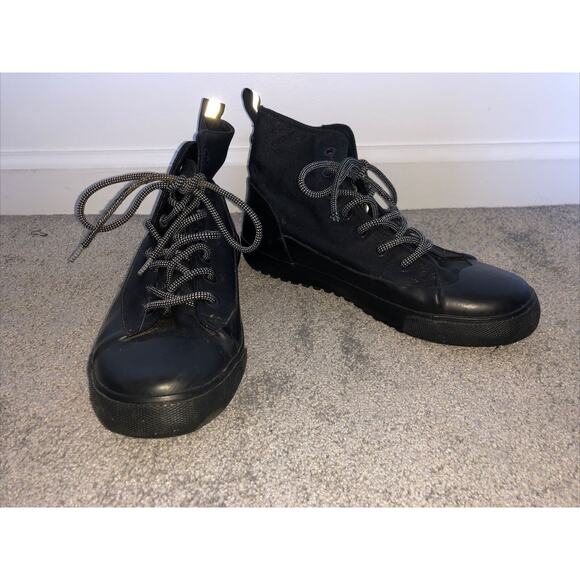 Hunter Other - Hunter High-top Sneakers Men’s Size 7.5 Women’s Size 9.5